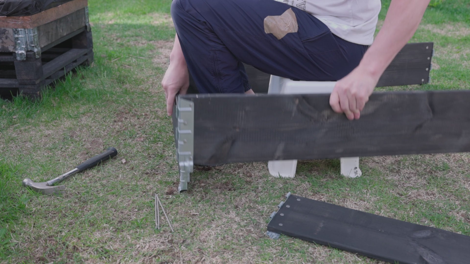 Ladda video: Montera pallkrage